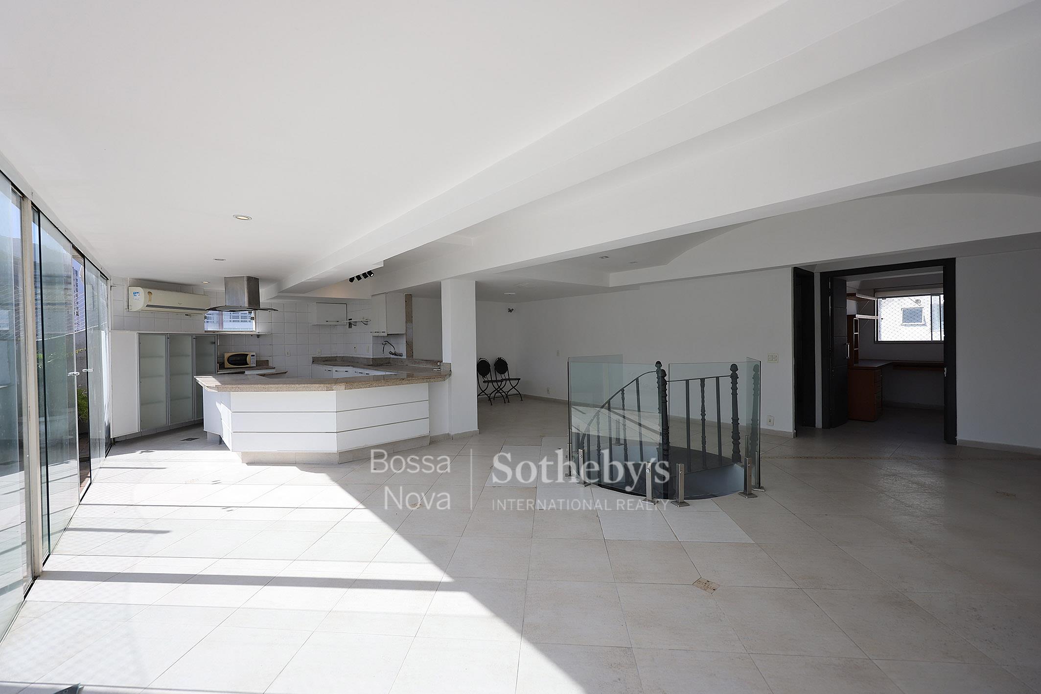 Cobertura Triplex para venda em Pacaembu