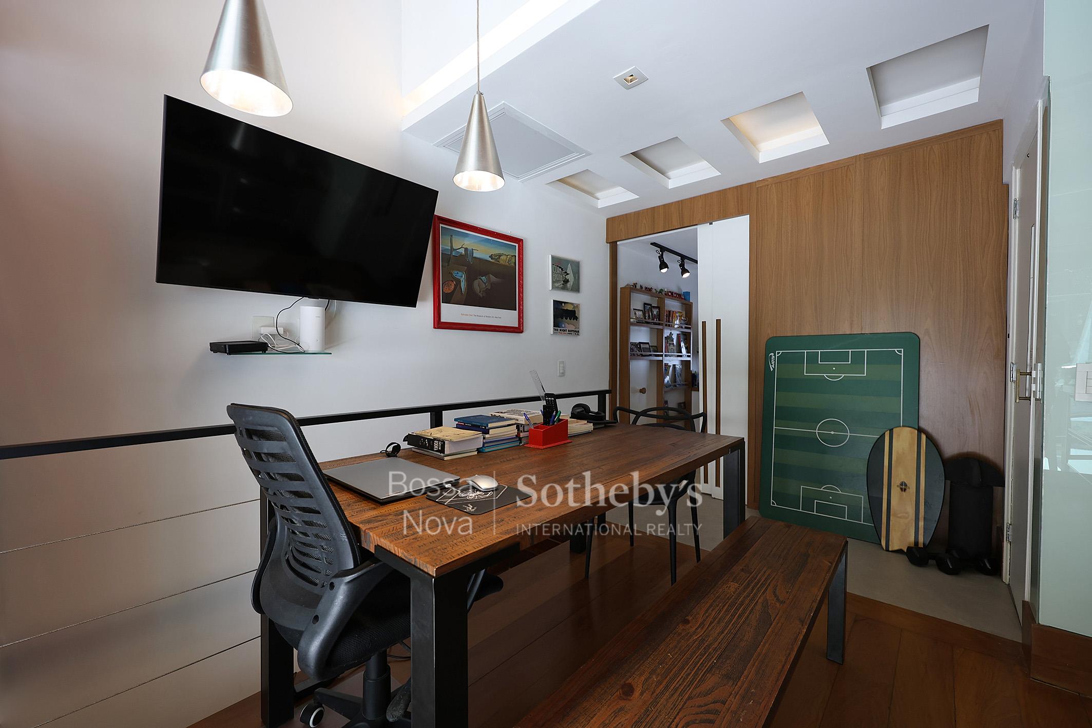 Apartamento Triplex para venda em Bela Vista