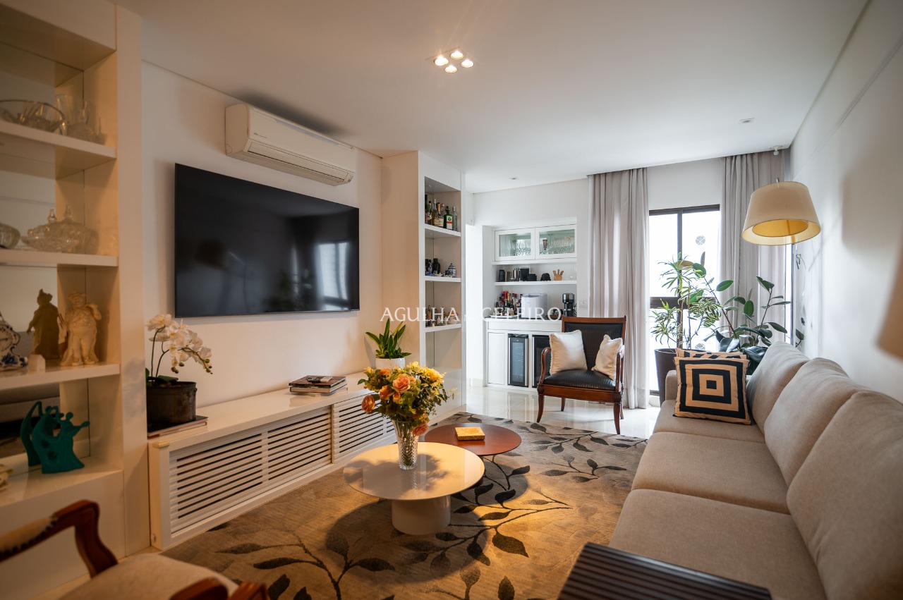 Apartamento para venda em Moema