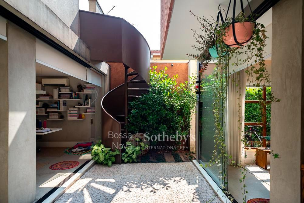 Casa De Vila para venda em Pinheiros