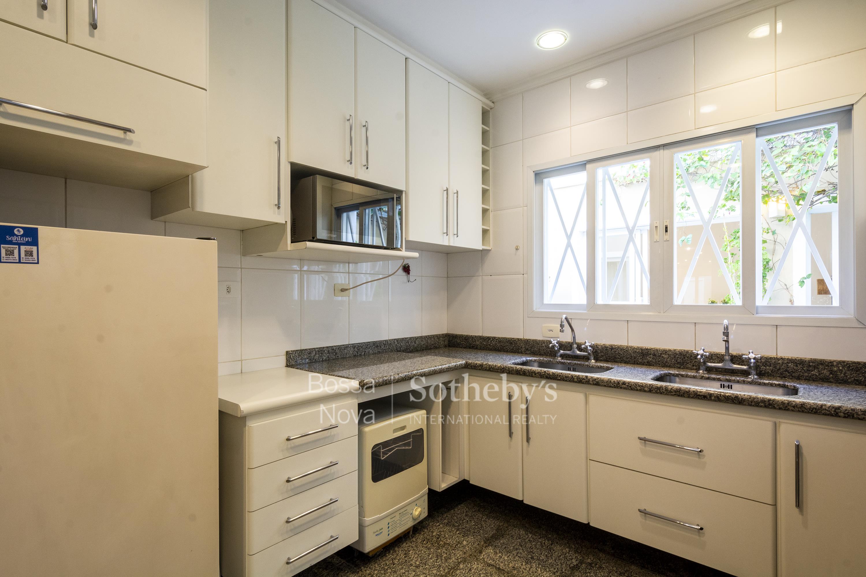 Casa para venda em Jardim Luzitânia