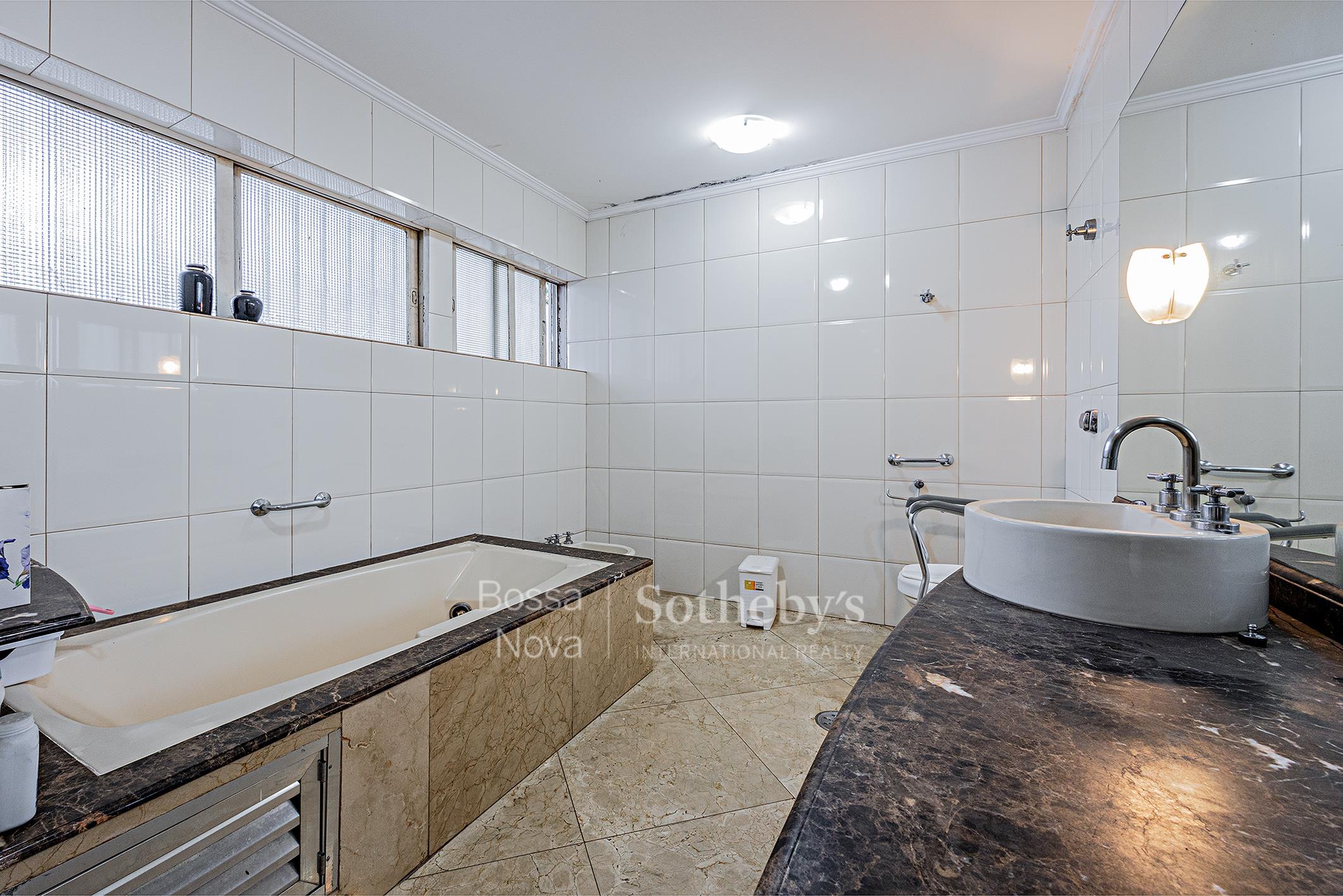 Casa para venda em Jardim Luzitânia