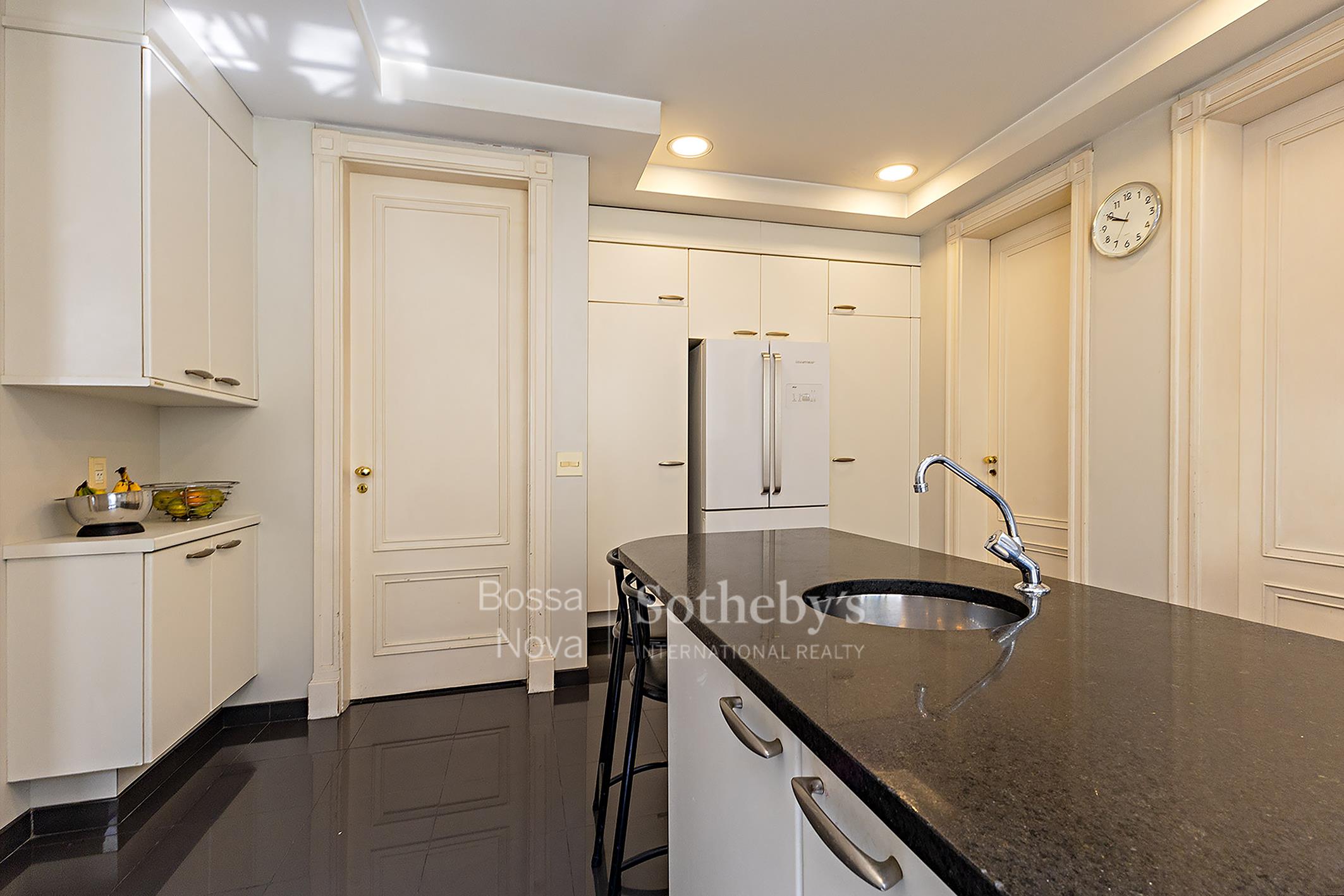 Casa para venda em Jardim Luzitânia