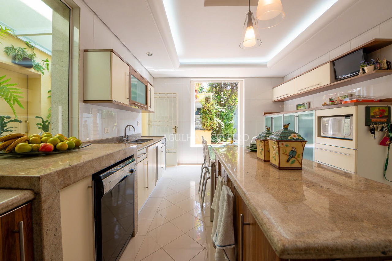 Casa para venda em Jardim Luzitânia