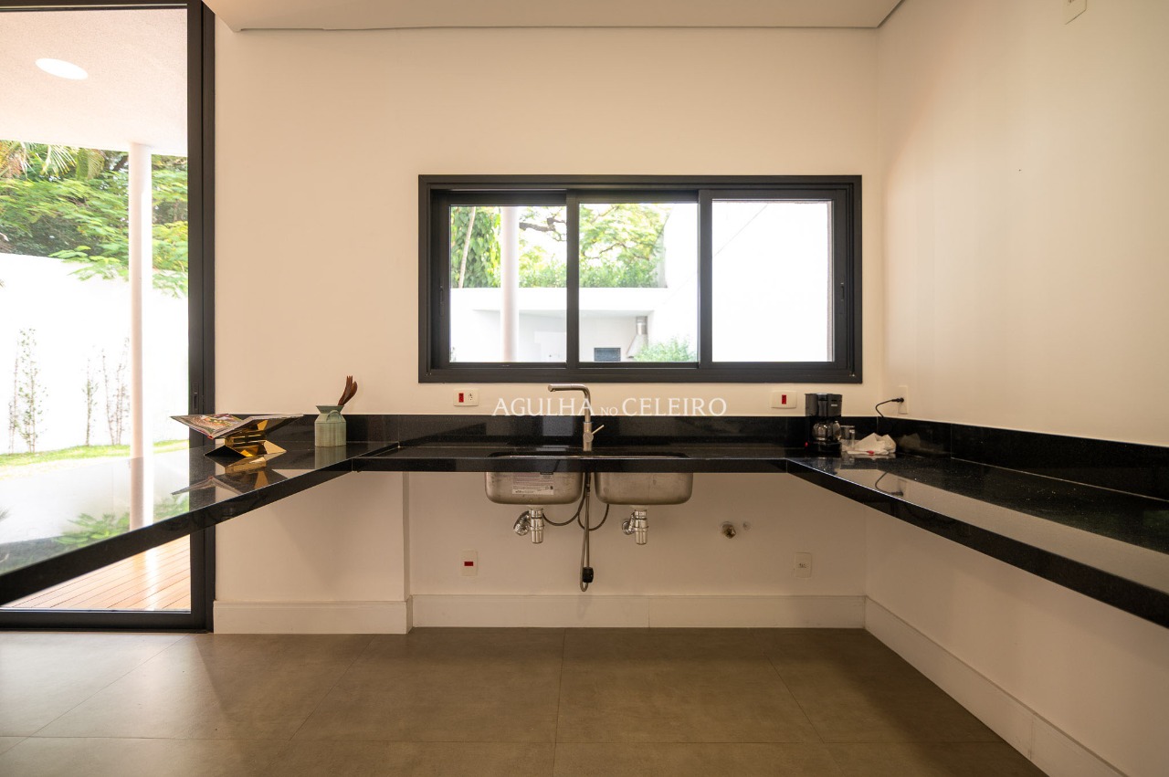 Casa para venda em Jardim Luzitânia