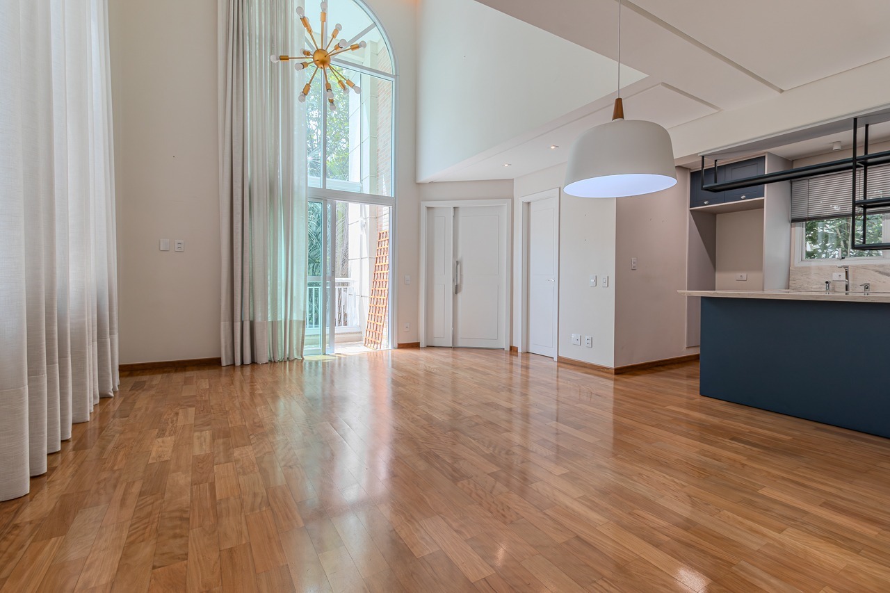 Apartamento duplex no Jardins