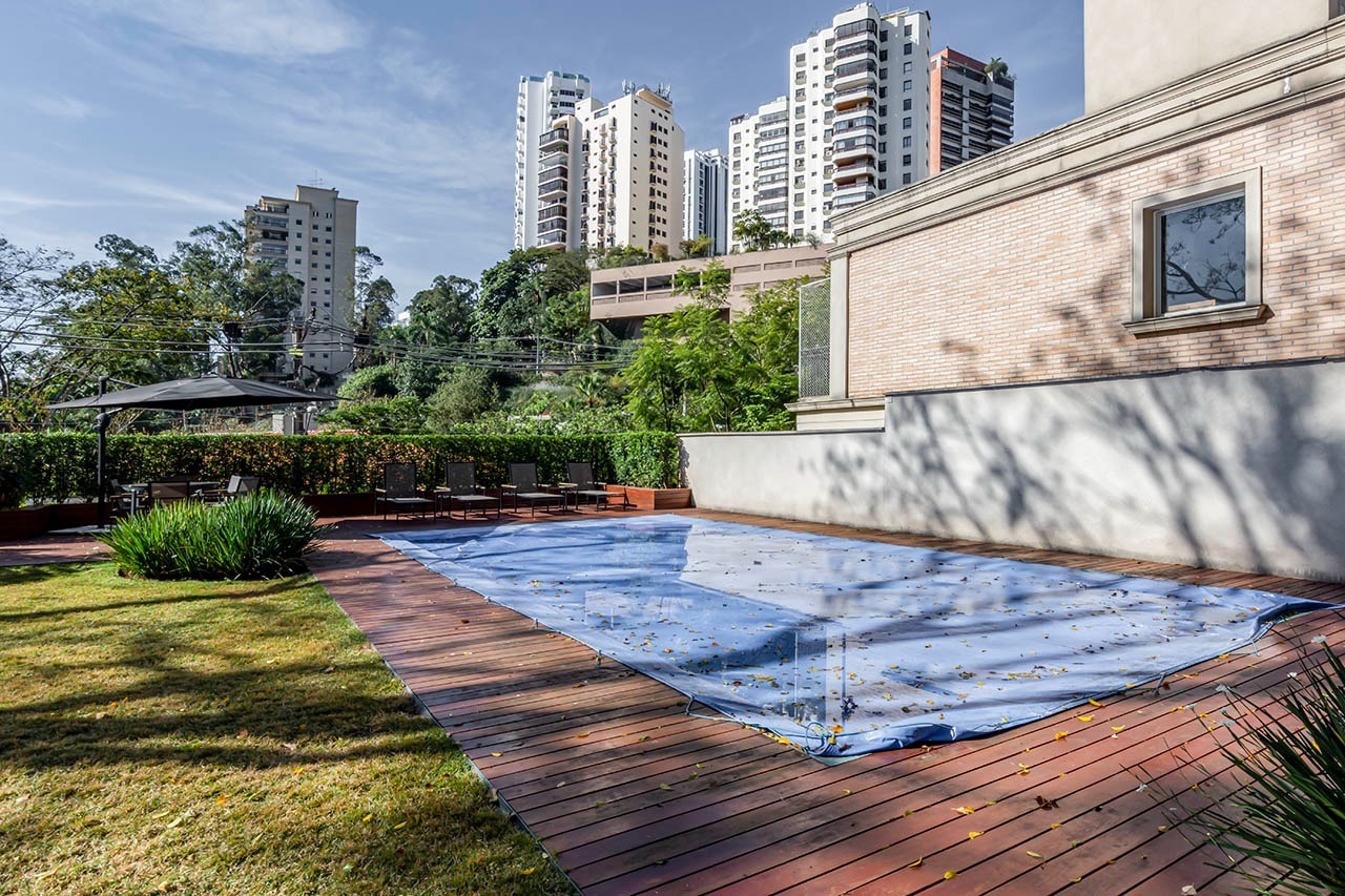 Casa Em Condomínio para venda em Real Parque