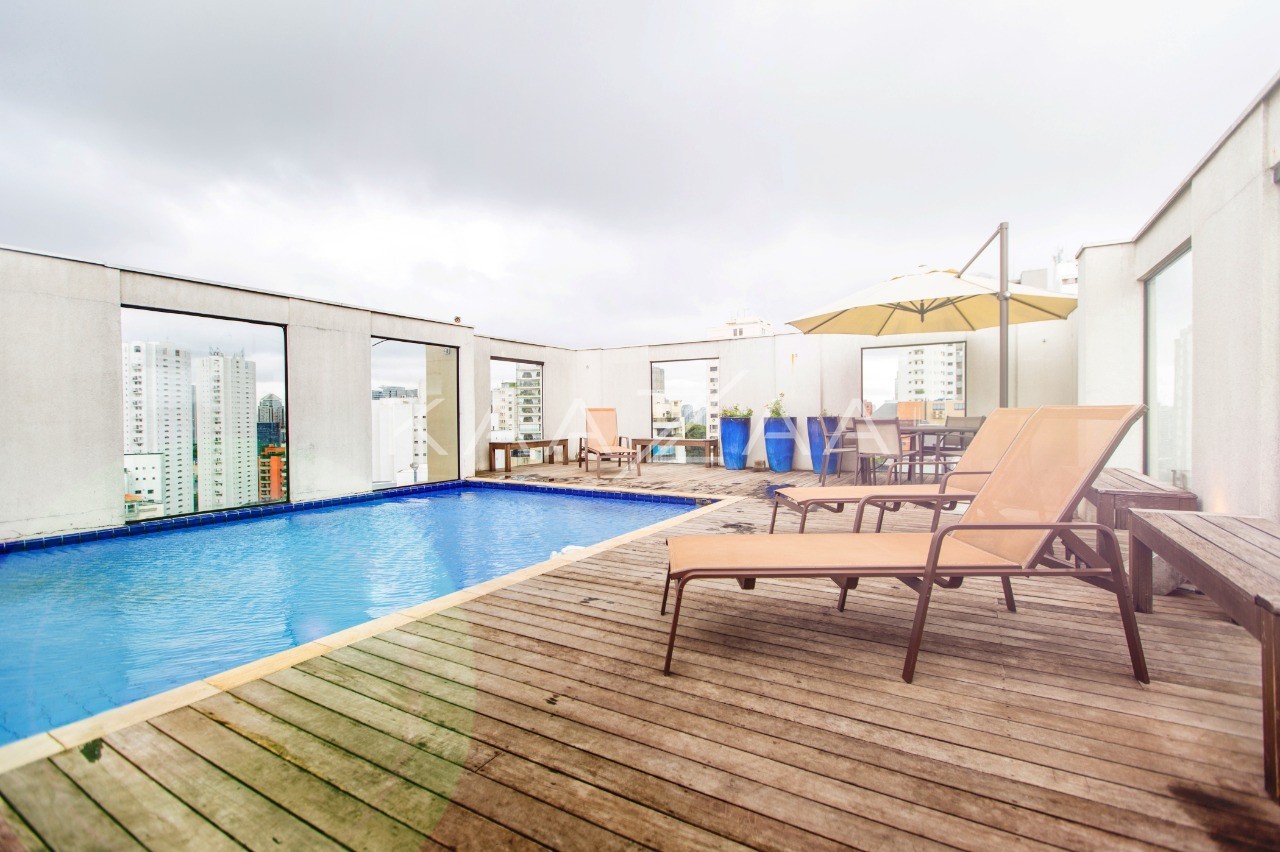 Cobertura duplex com luxo total, em uma das melhores ruas do Real Parque.
