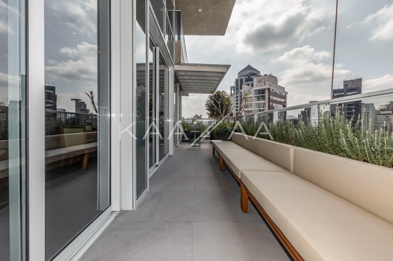 Apartamento Duplex para venda em Itaim Bibi
