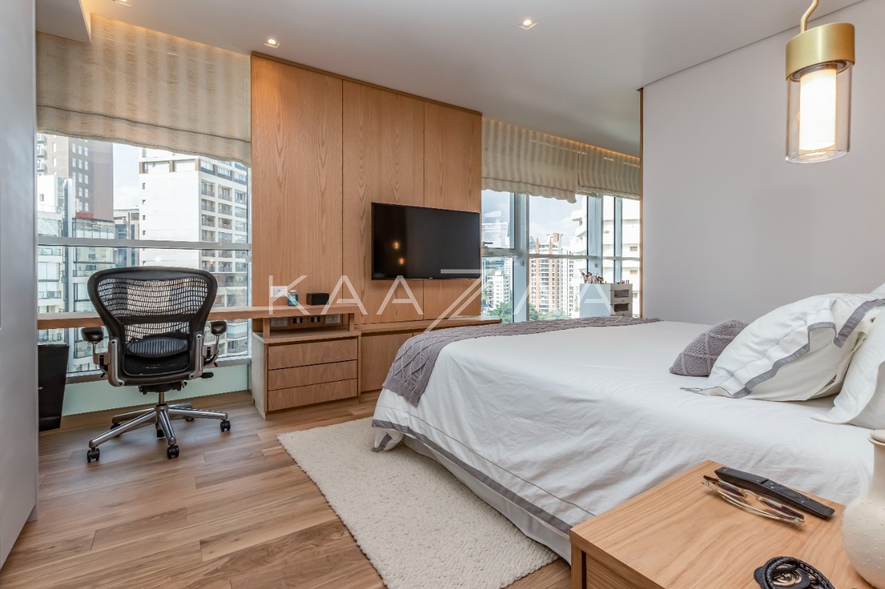 Apartamento Duplex para venda em Itaim Bibi
