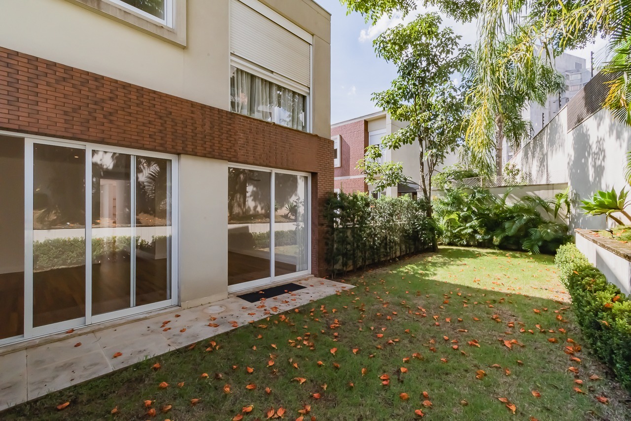 Casa Em Condomínio para venda em Real Parque