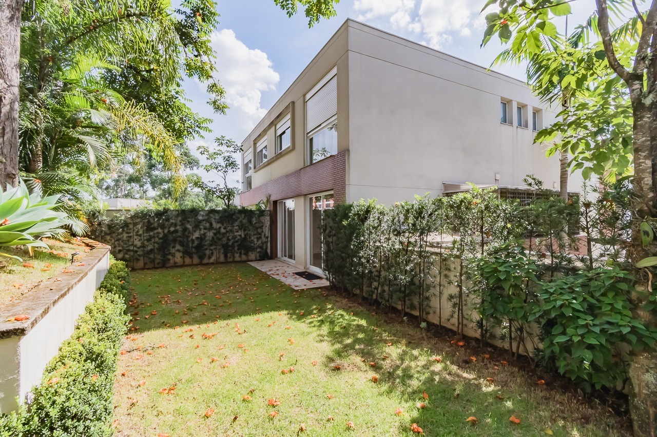 Casa Em Condomínio para venda em Real Parque