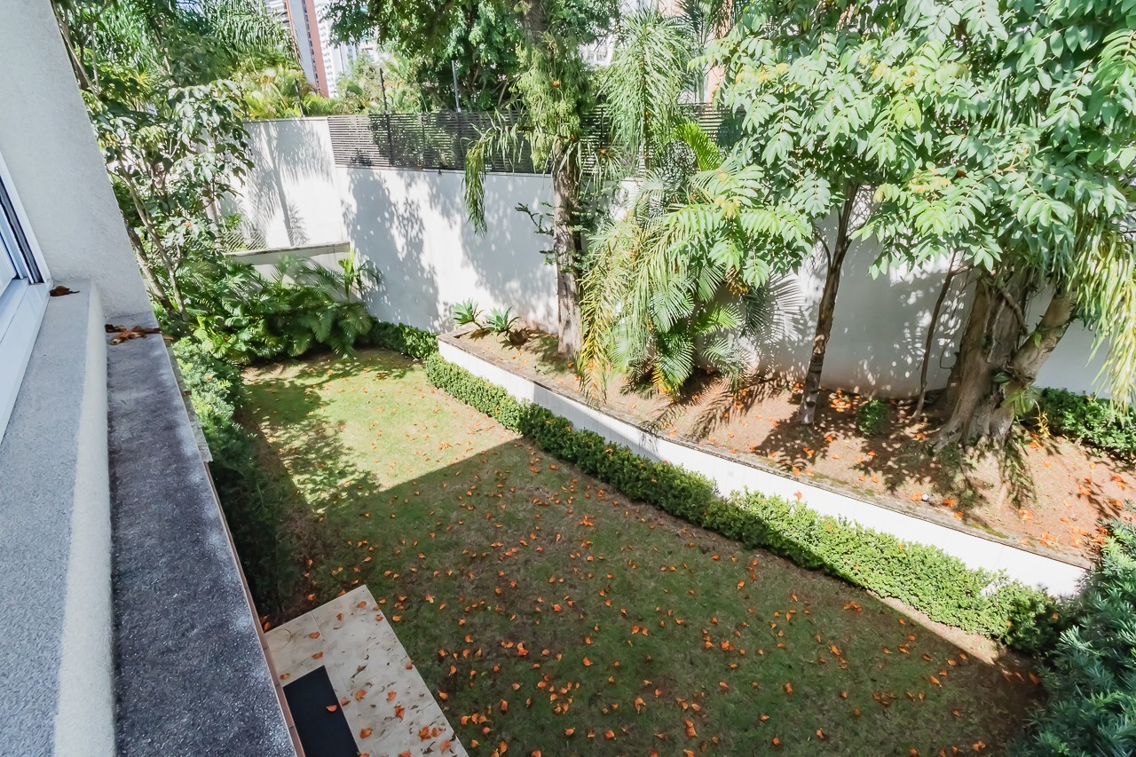 Casa Em Condomínio para venda em Real Parque