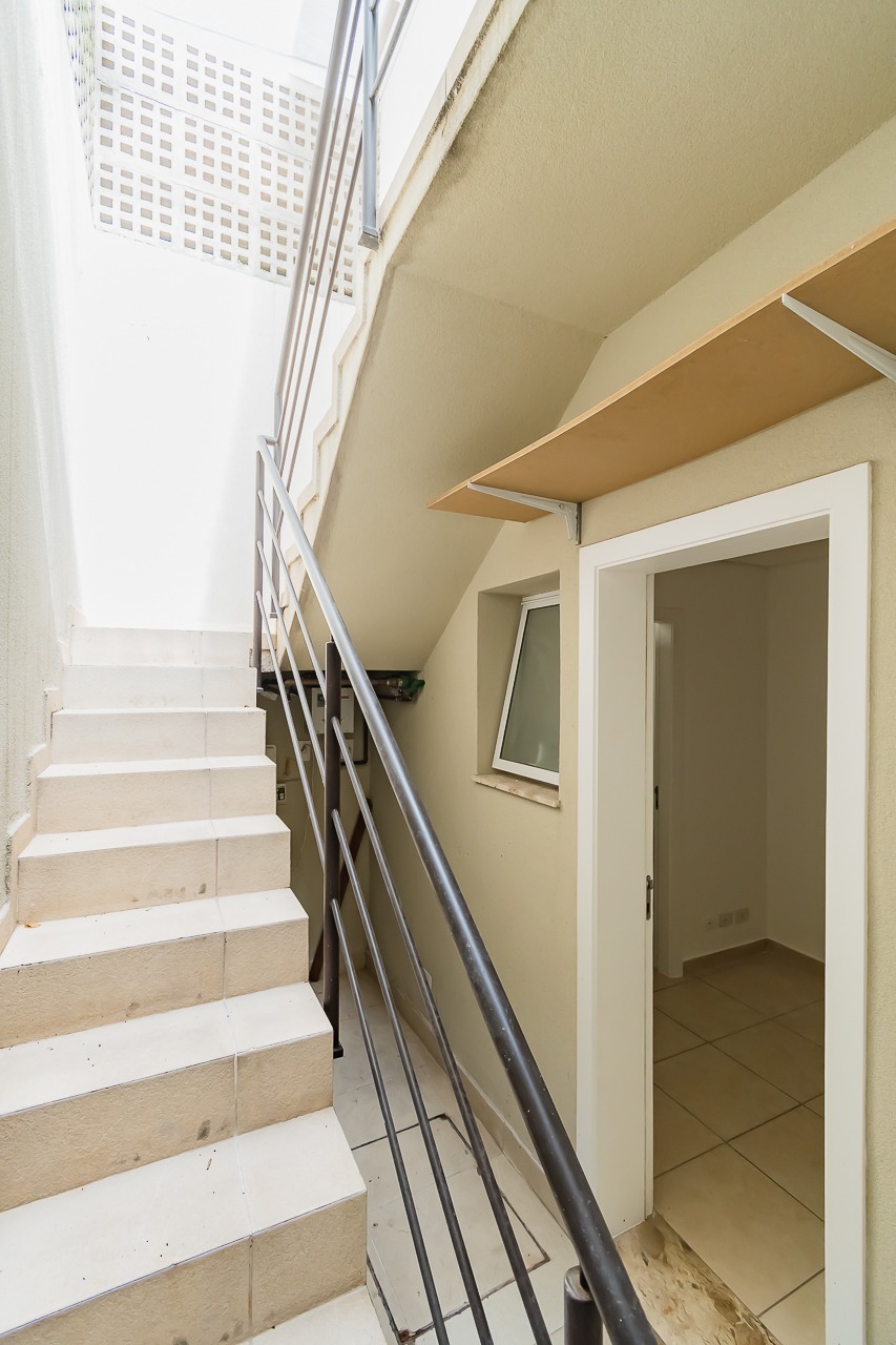Casa Em Condomínio para venda em Real Parque