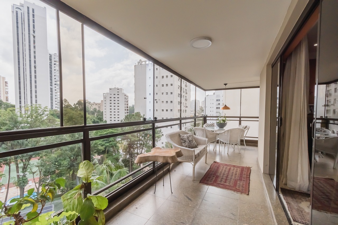 Apartamento para venda em Real Parque