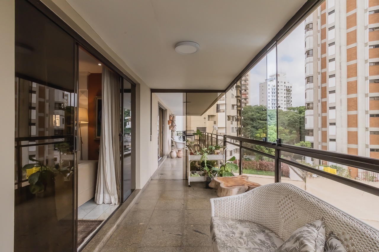 Apartamento para venda em Real Parque