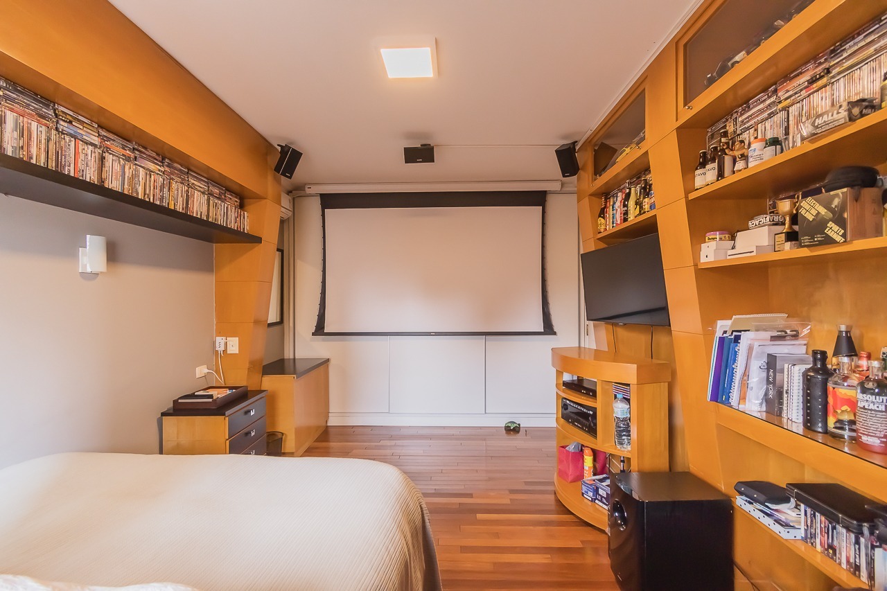 Apartamento para venda em Real Parque