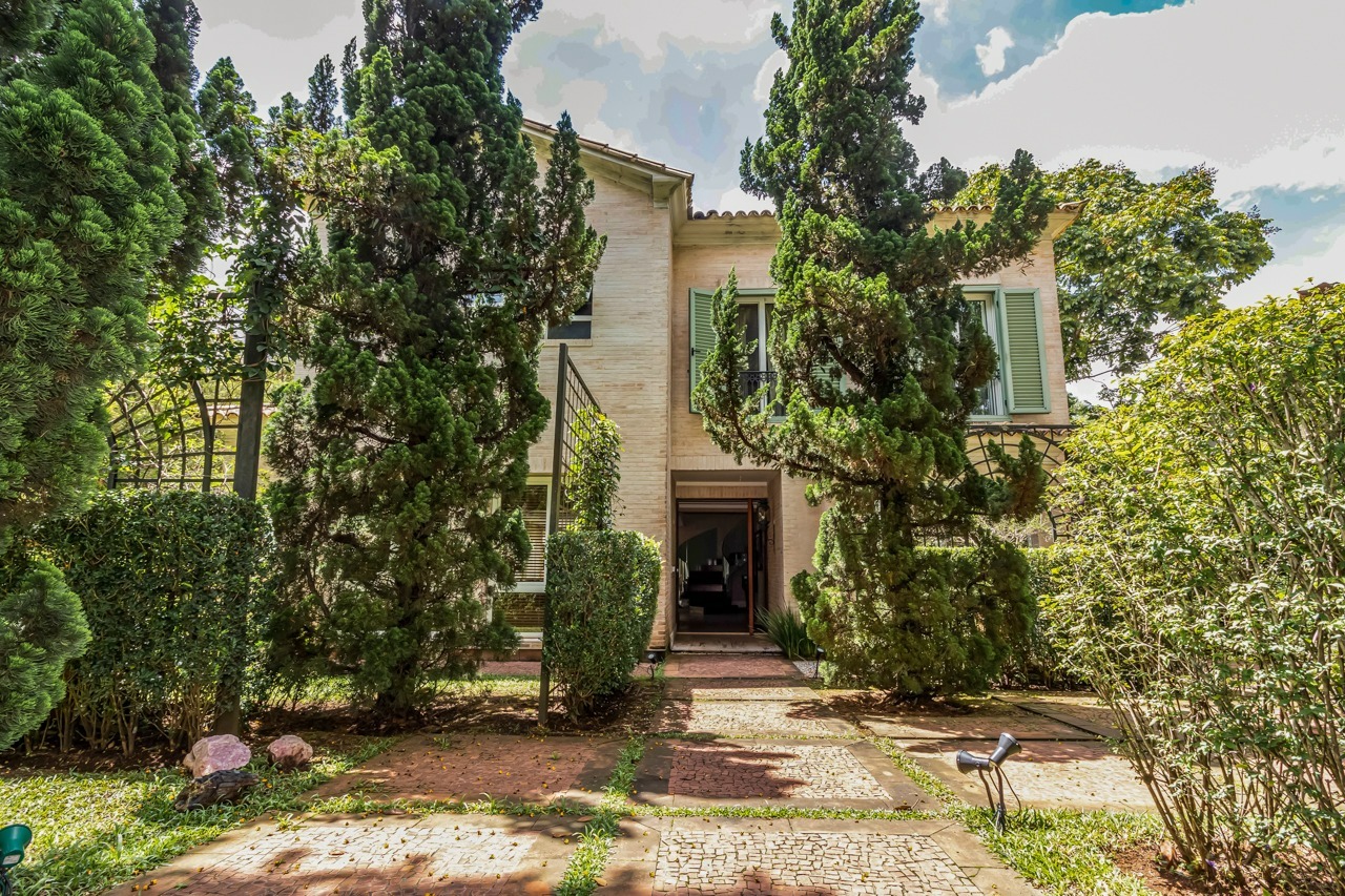 Casa Em Condomínio para venda em Real Parque