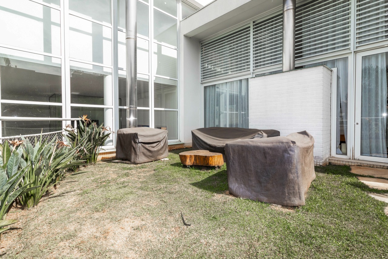 Casa Em Condomínio para venda em Real Parque