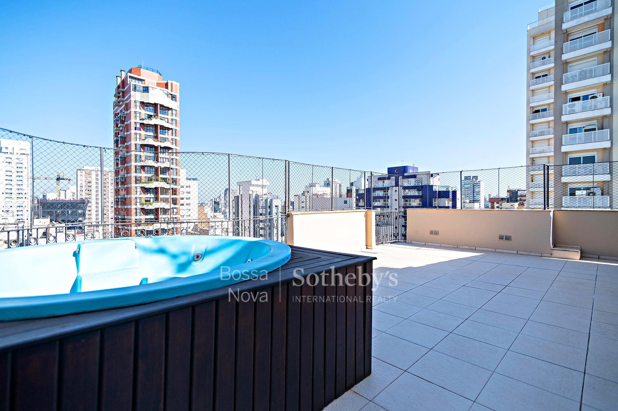 Cobertura duplex charmosa em Pinheiros