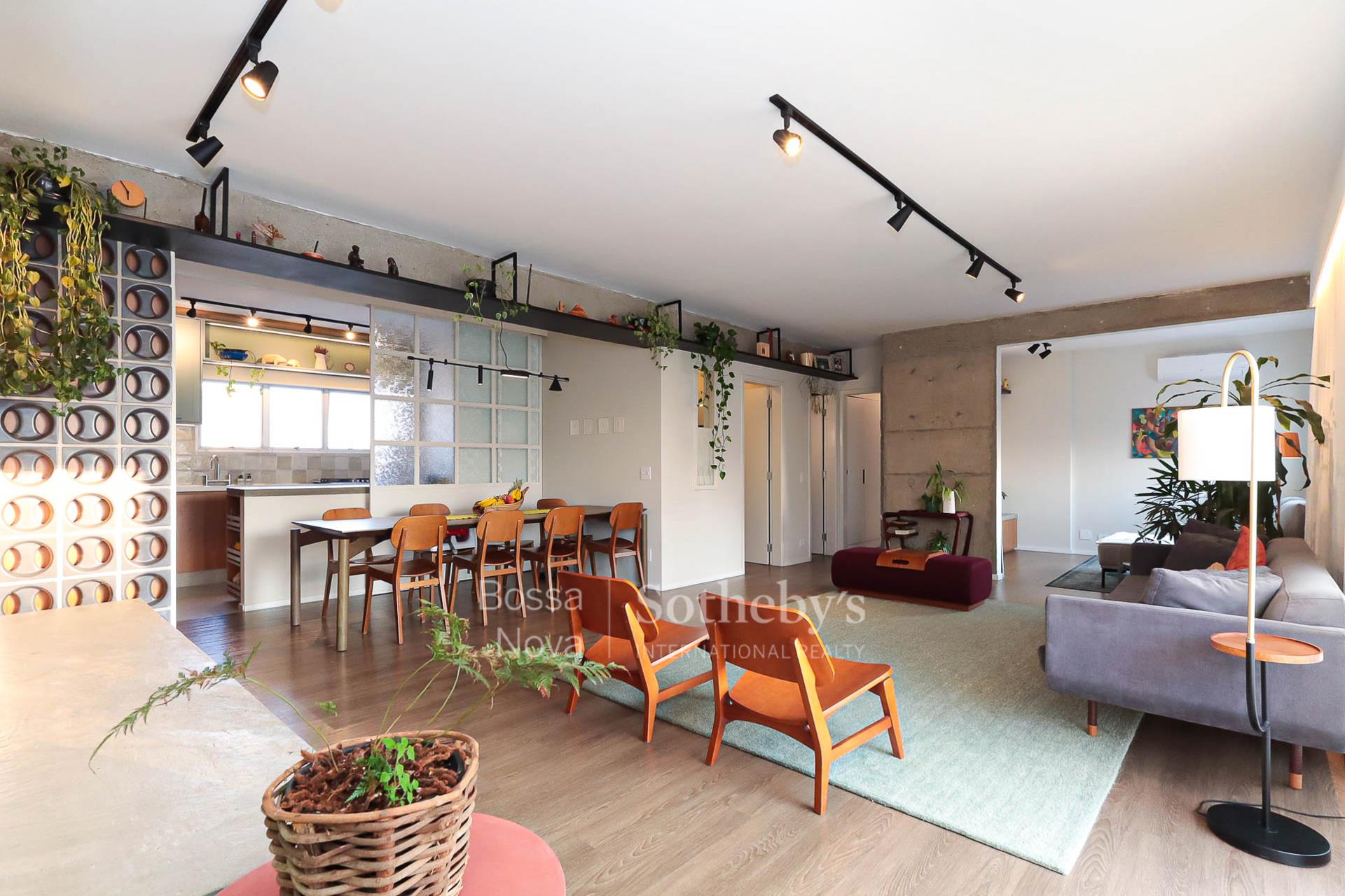 Apartamento com três suítes e lazer completo no Campo Belo