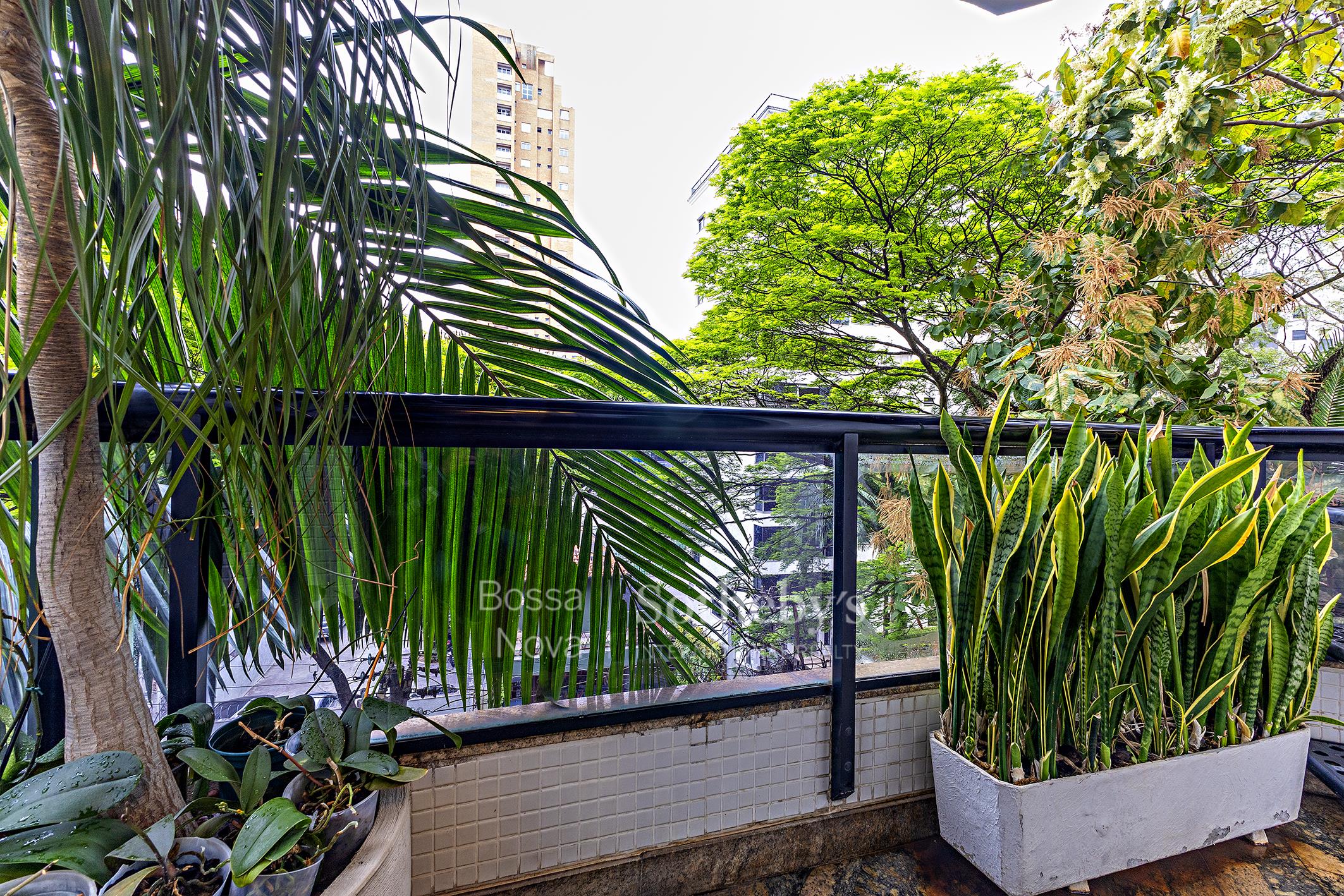 Cobertura Duplex para venda em Moema