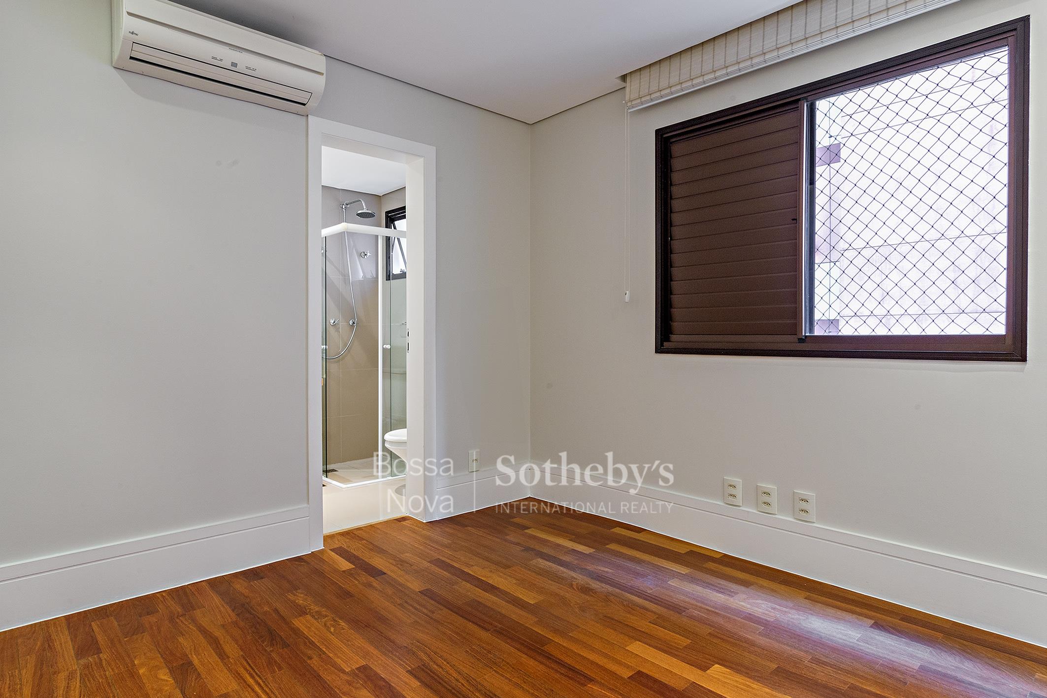 Apartamento para venda em Real Parque