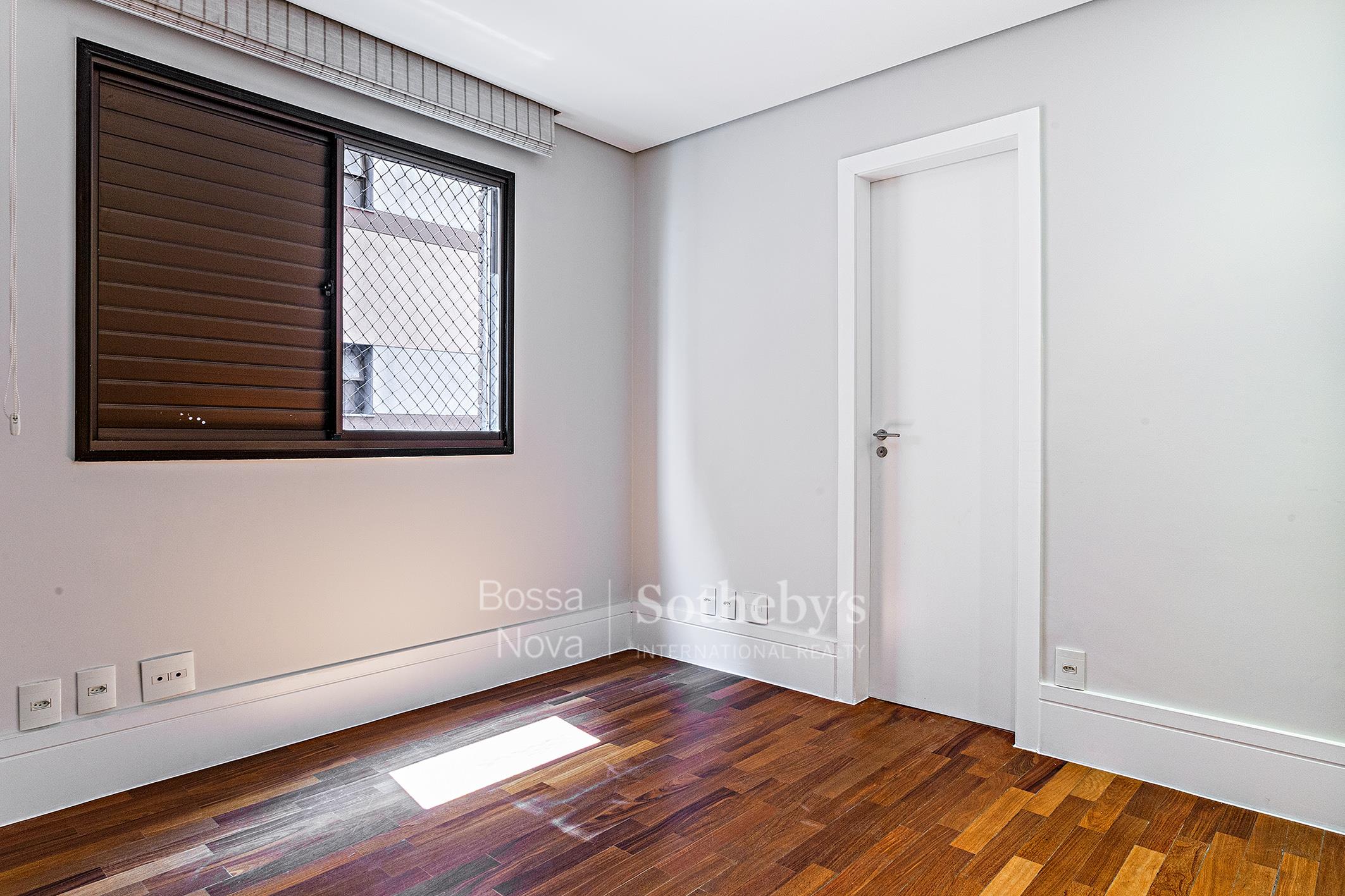 Apartamento para venda em Real Parque