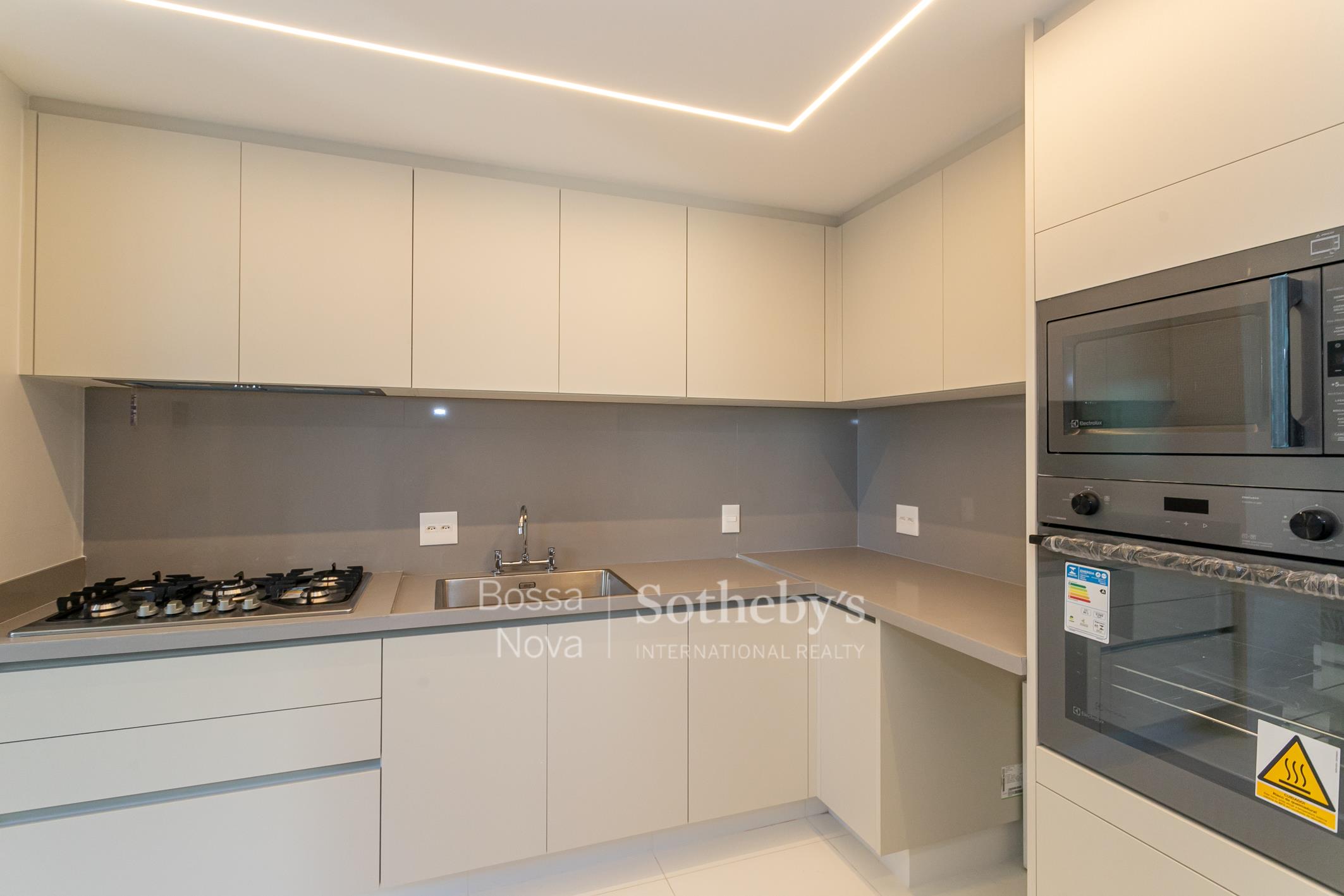 Apartamento com vista panorâmica da Baía de Guanabara