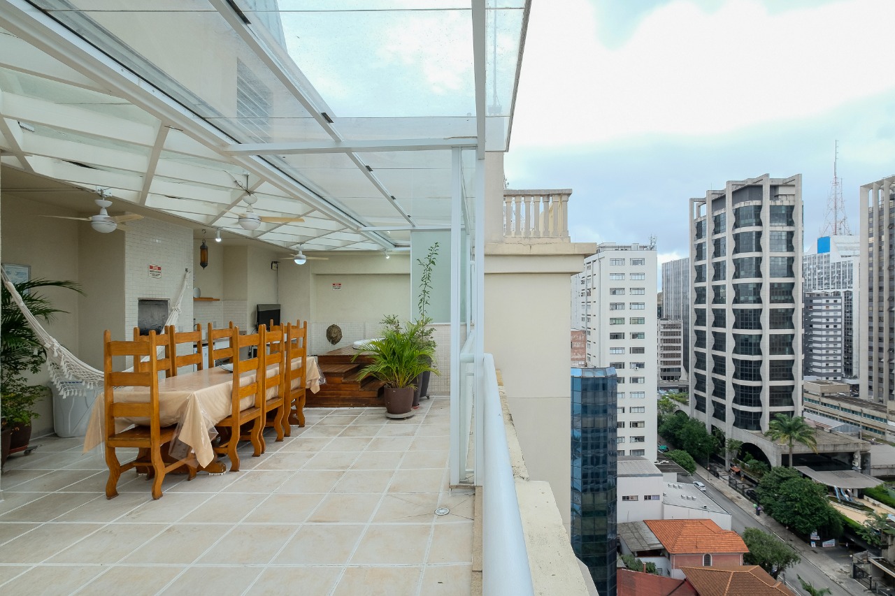 Cobertura para locação em Bela Vista