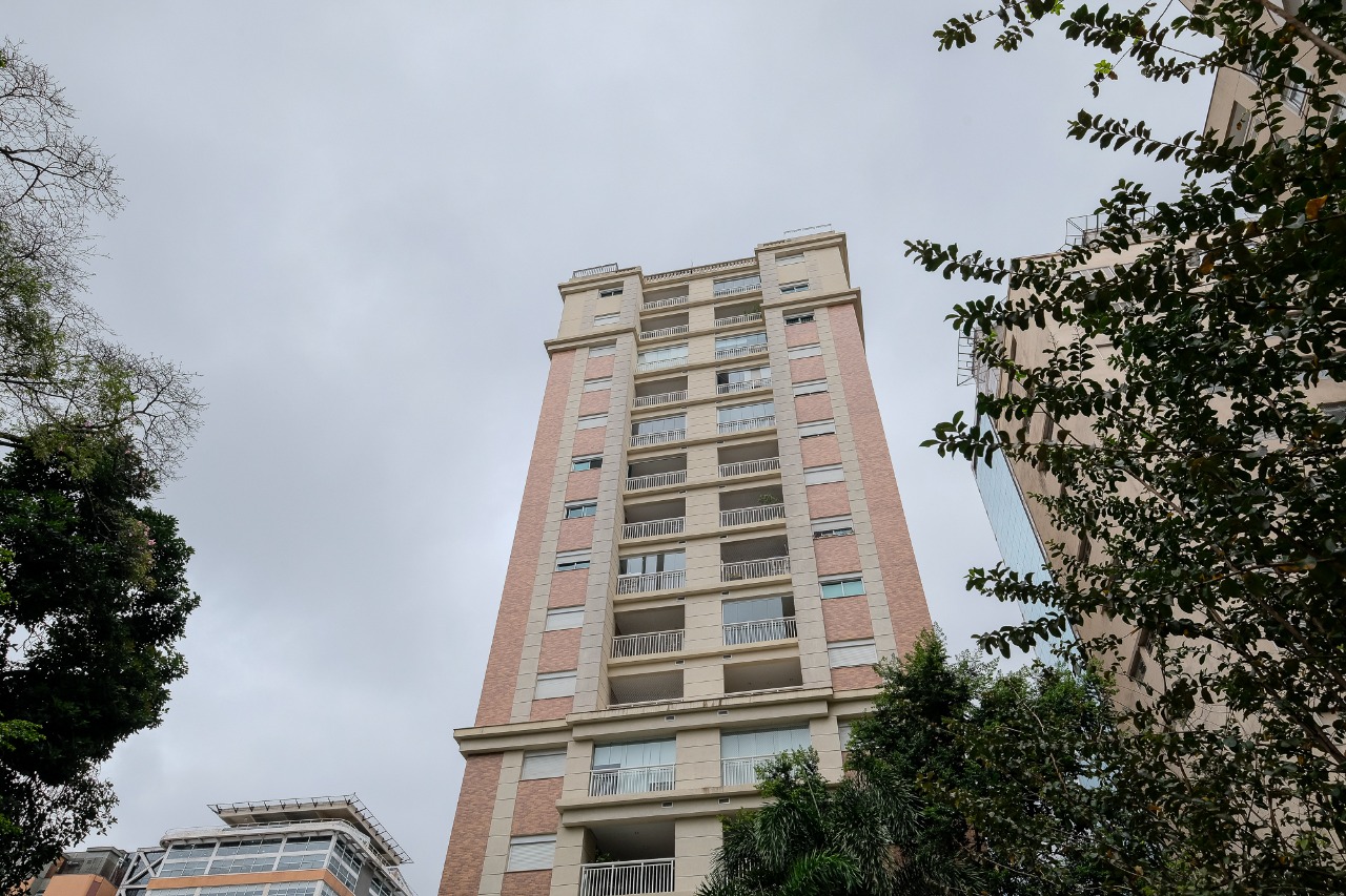 Cobertura para locação em Bela Vista