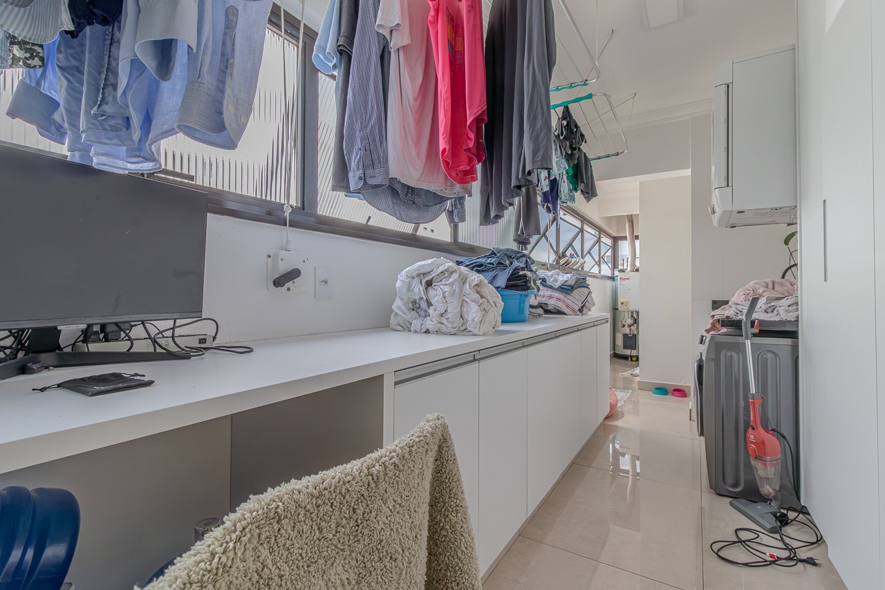 Apartamento para venda em Real Parque