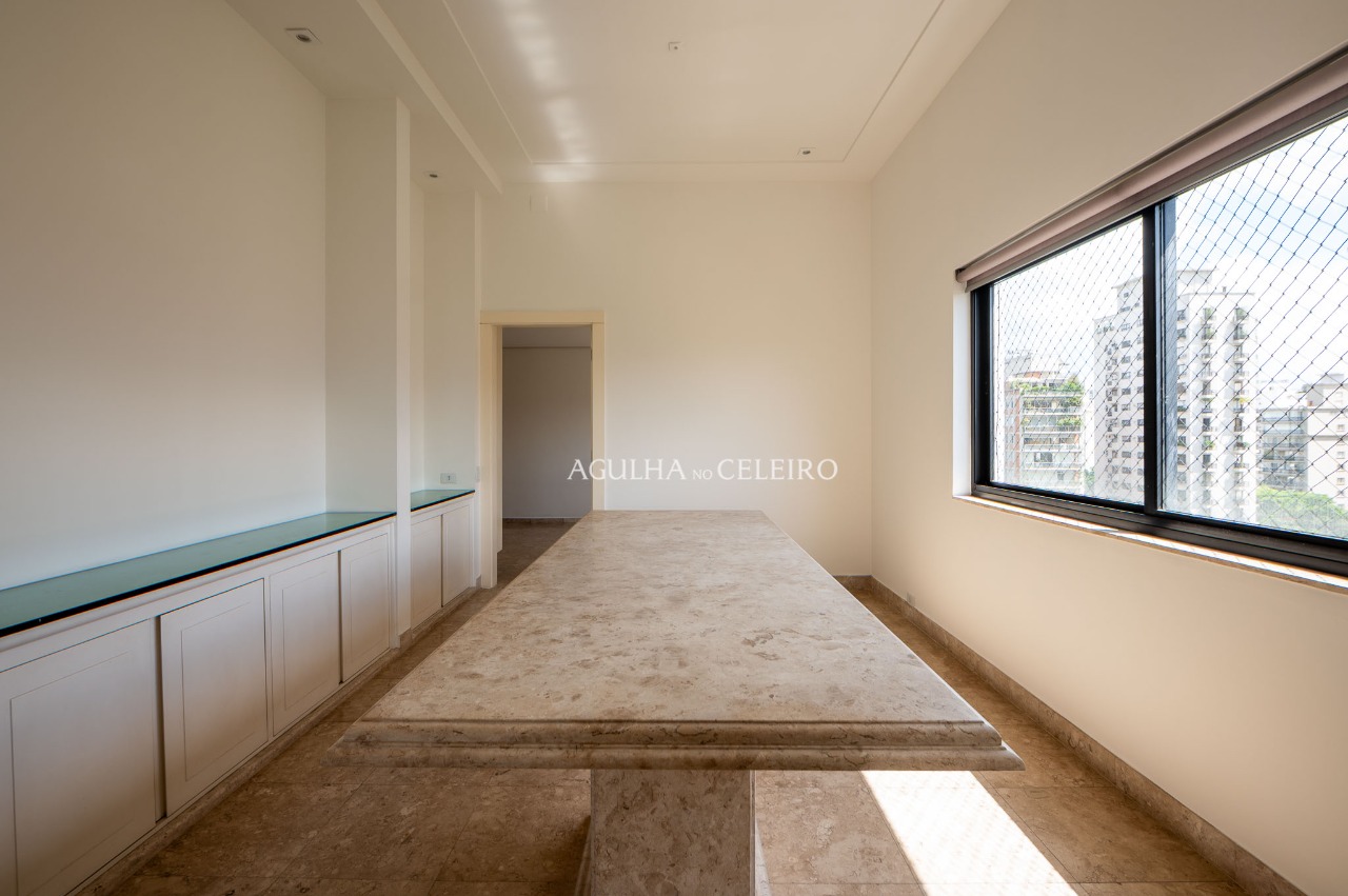 Cobertura para locação em Vila Nova Conceição