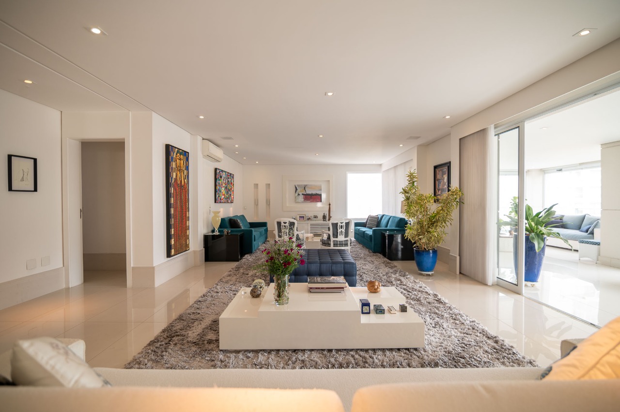 Apartamento alto padrão à venda no Campo Belo