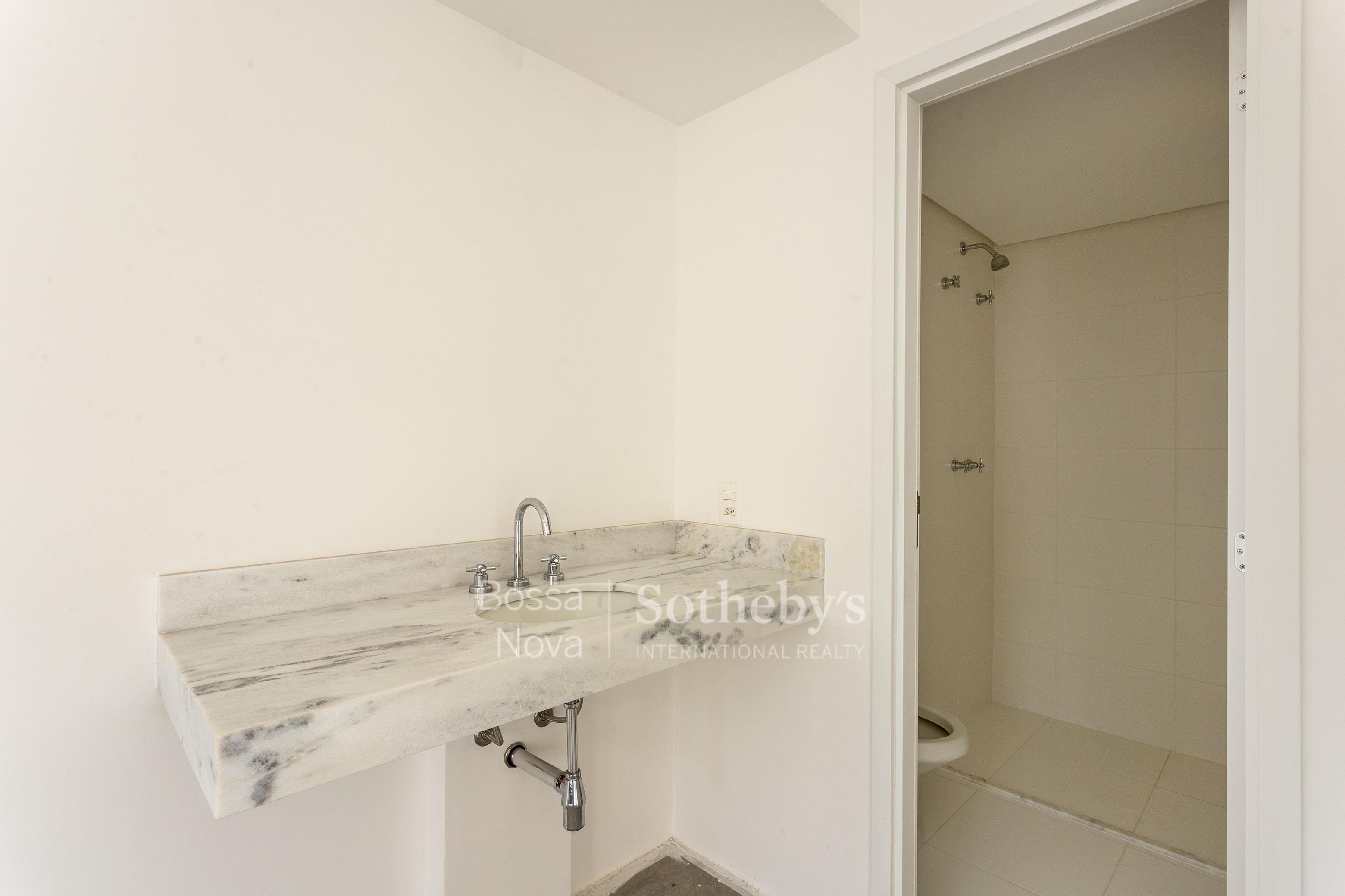 Apartamento Duplex para venda em Itaim Bibi