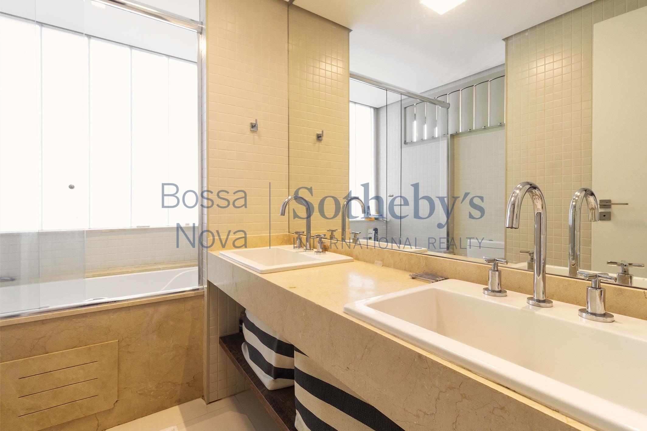 Cobertura Duplex para venda em Vila Madalena