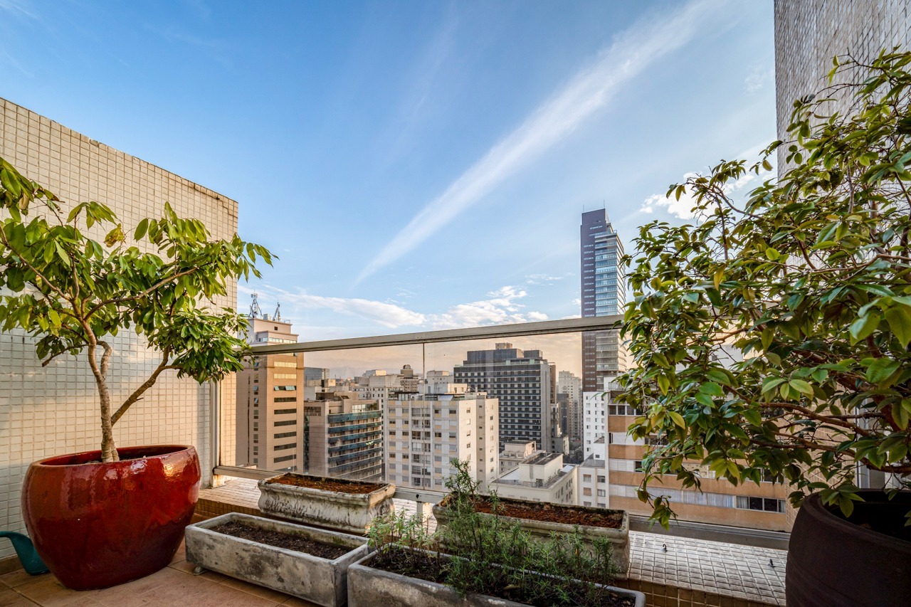 Apartamento Duplex para venda em Itaim Bibi