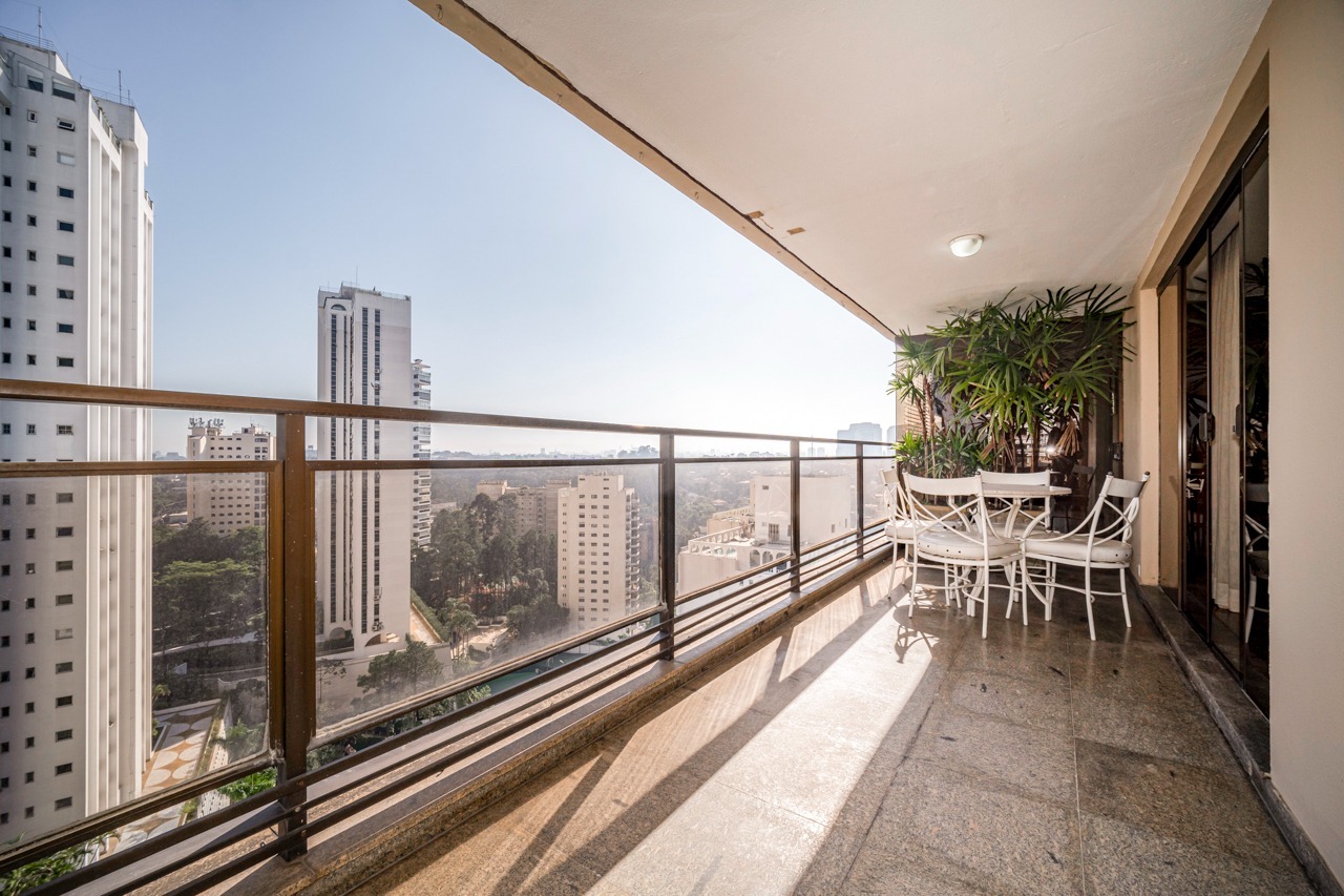 Apartamento para venda em Real Parque