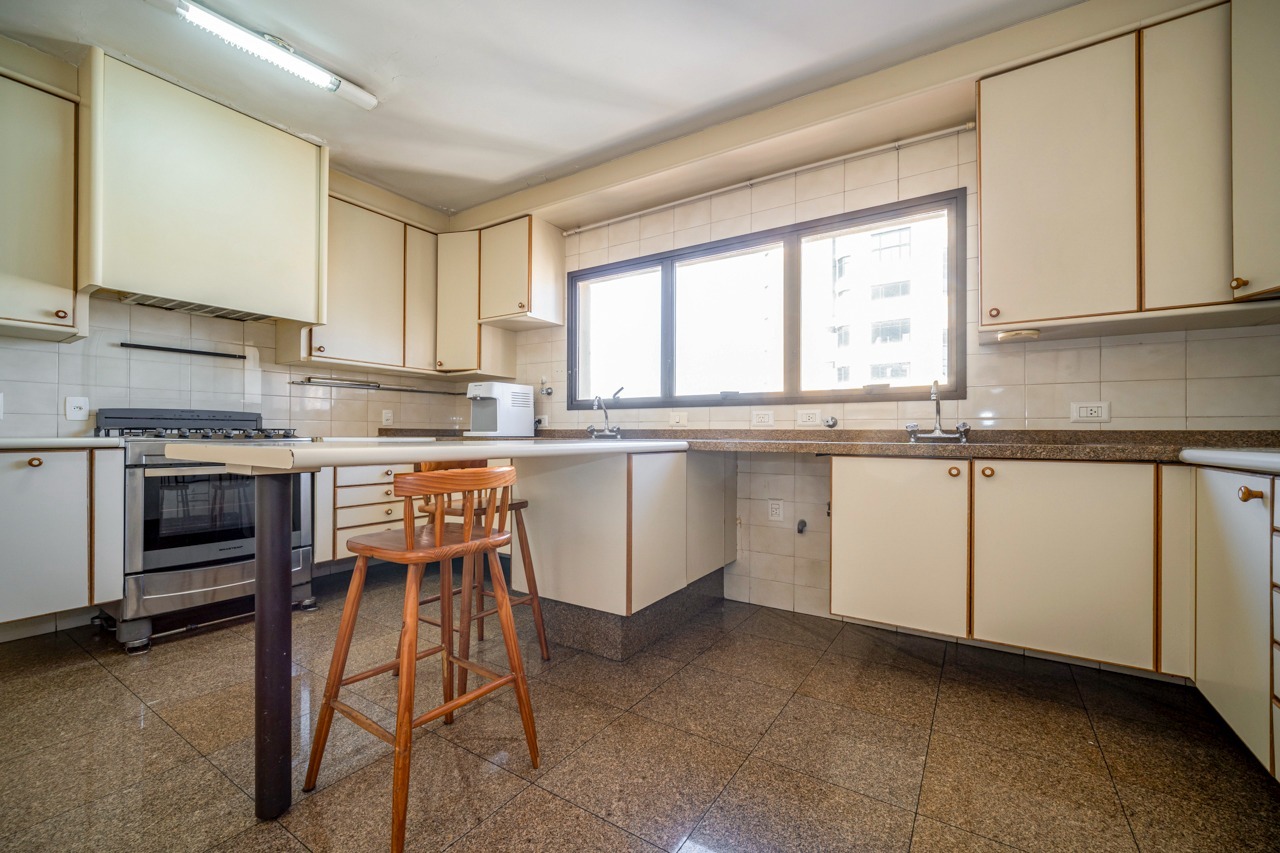 Apartamento para venda em Real Parque