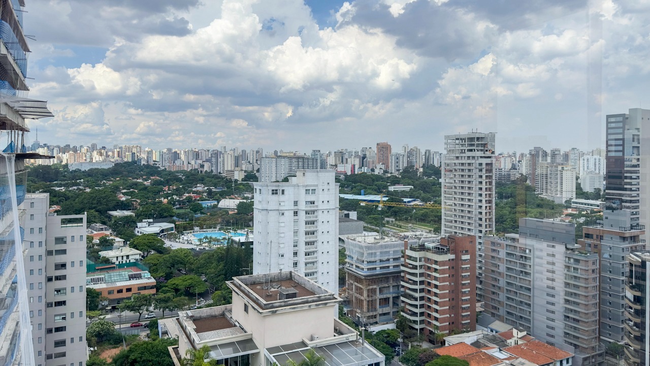 Cobertura para venda em Moema