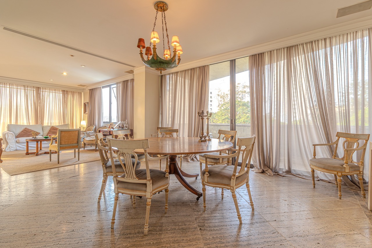 Apartamento para venda em Real Parque