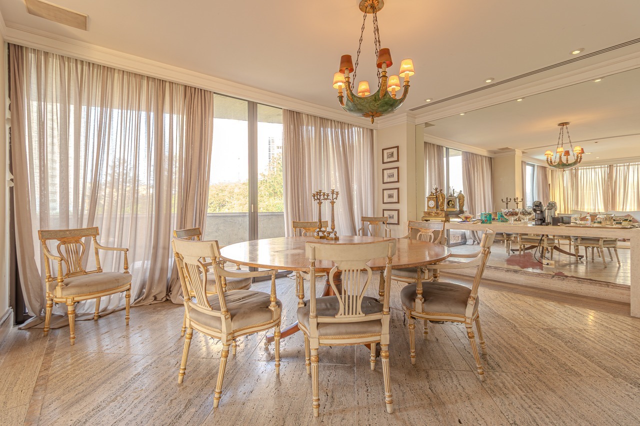 Apartamento para venda em Real Parque