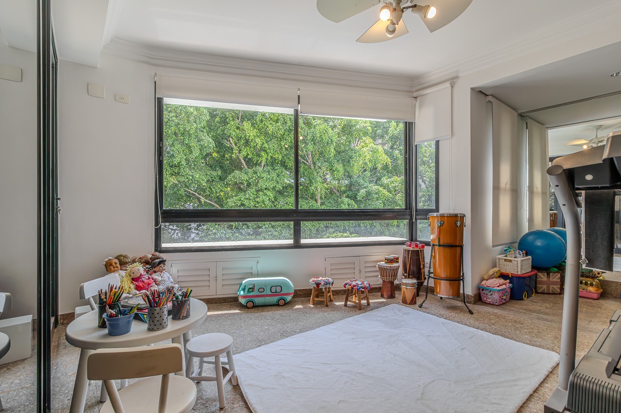 Apartamento para venda em Real Parque