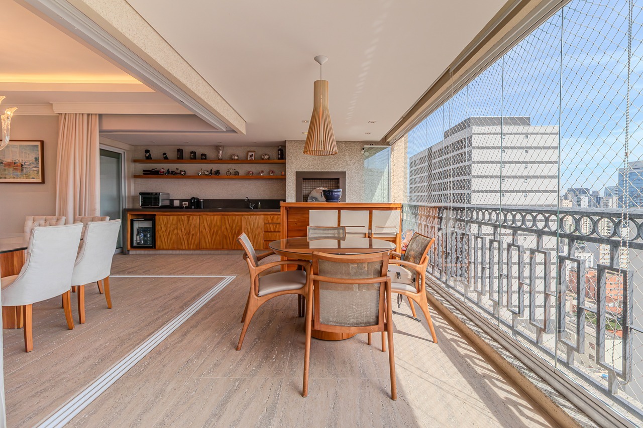 Apartamento na Vila Olímpia