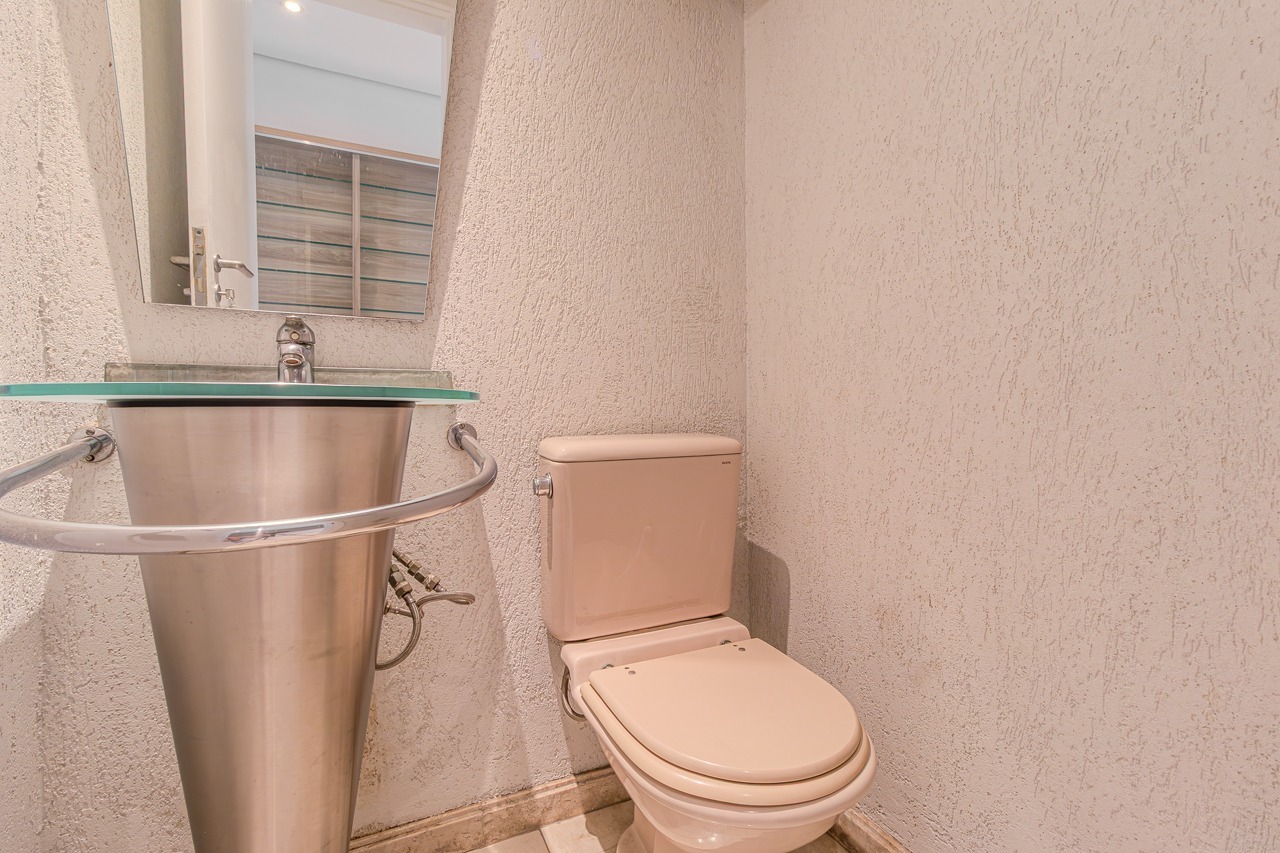 Casa Em Condomínio para venda em Alto de Pinheiros