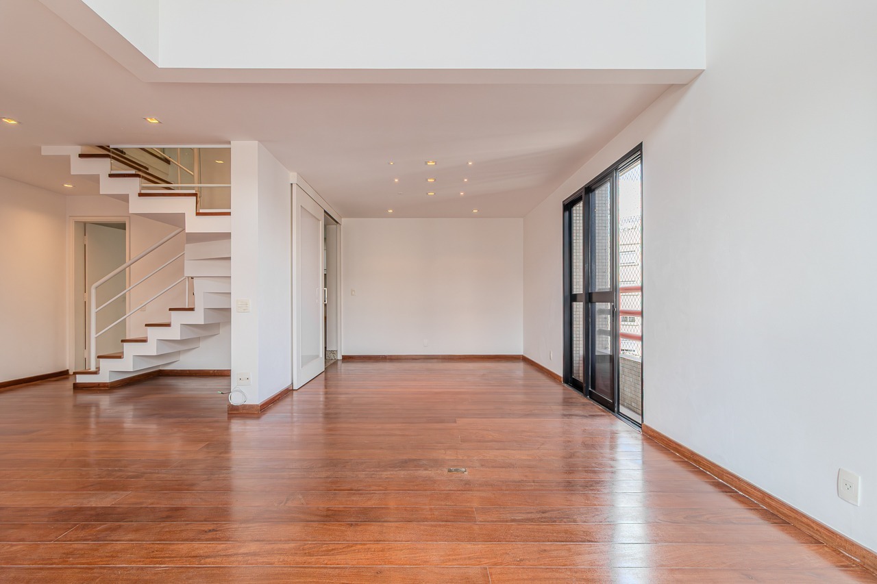 Apartamento Duplex para venda em Itaim Bibi