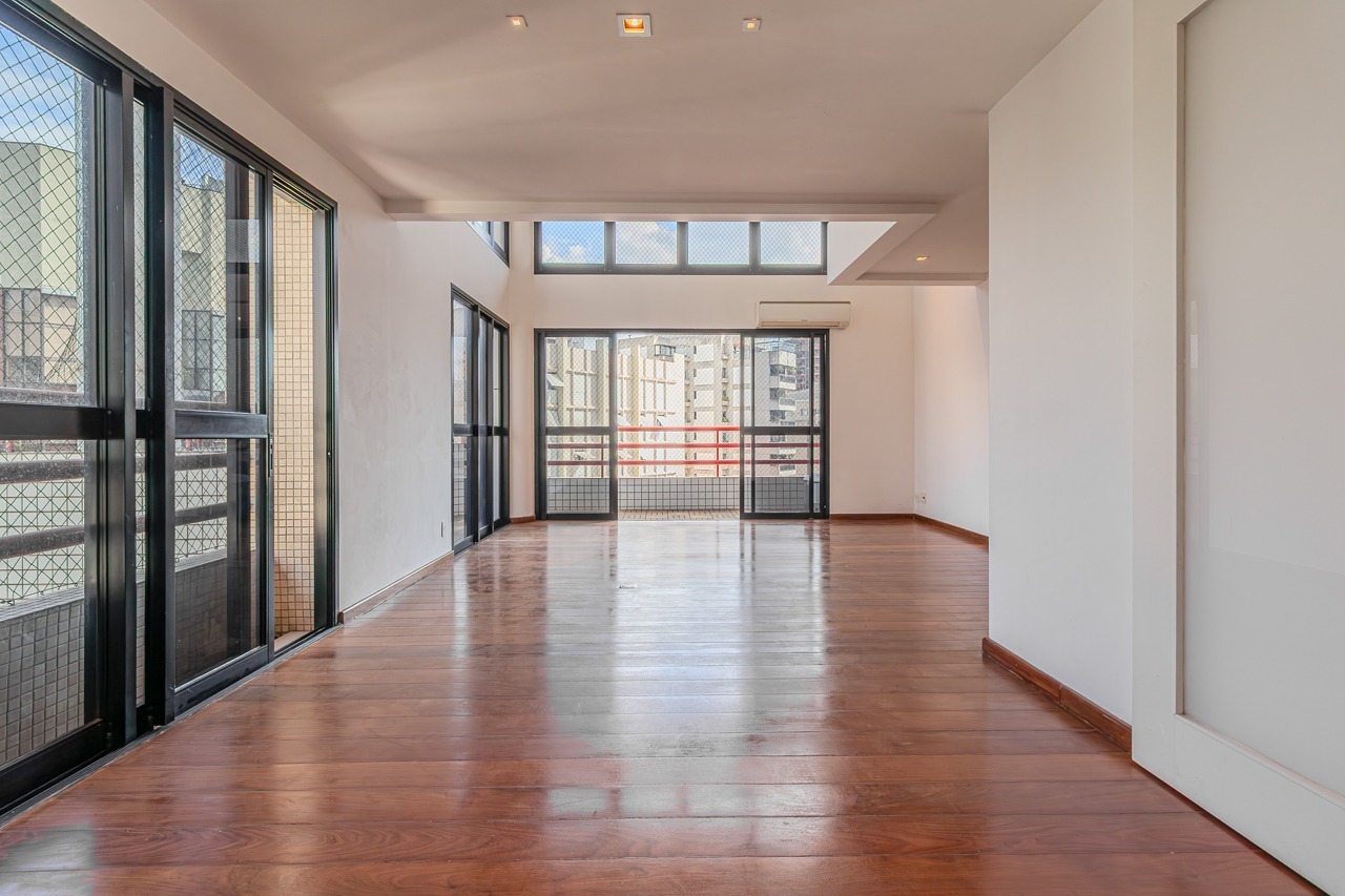 Apartamento Duplex para venda em Itaim Bibi