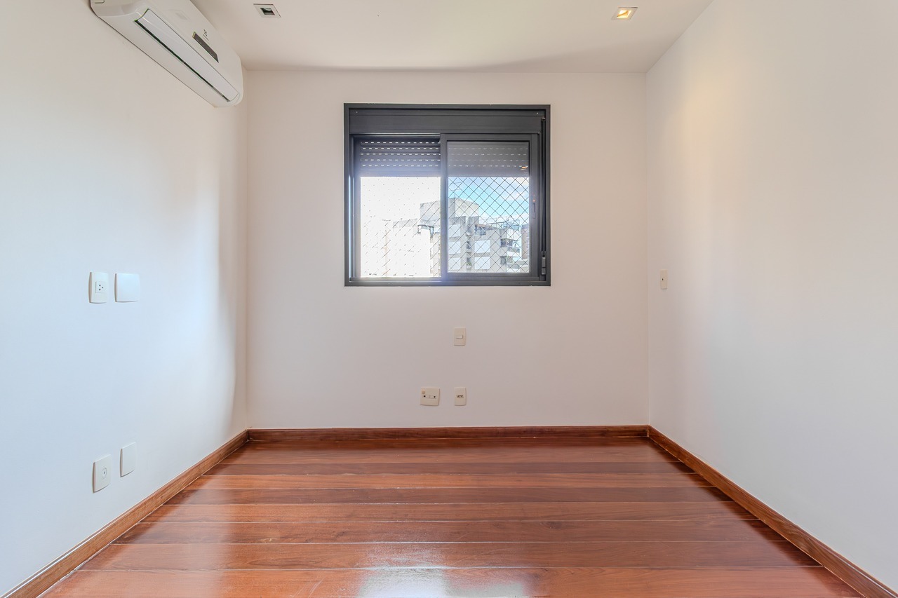 Apartamento Duplex para venda em Itaim Bibi