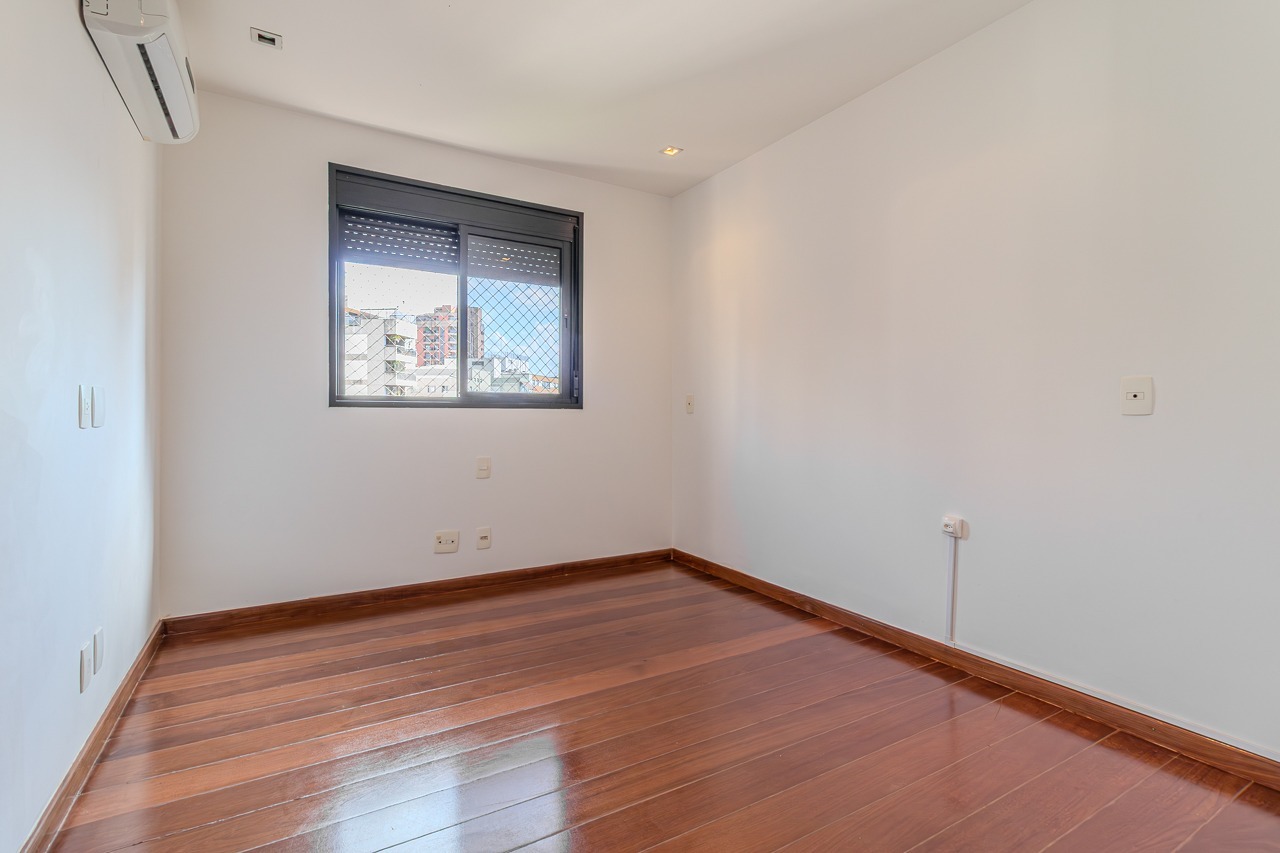 Apartamento Duplex para venda em Itaim Bibi