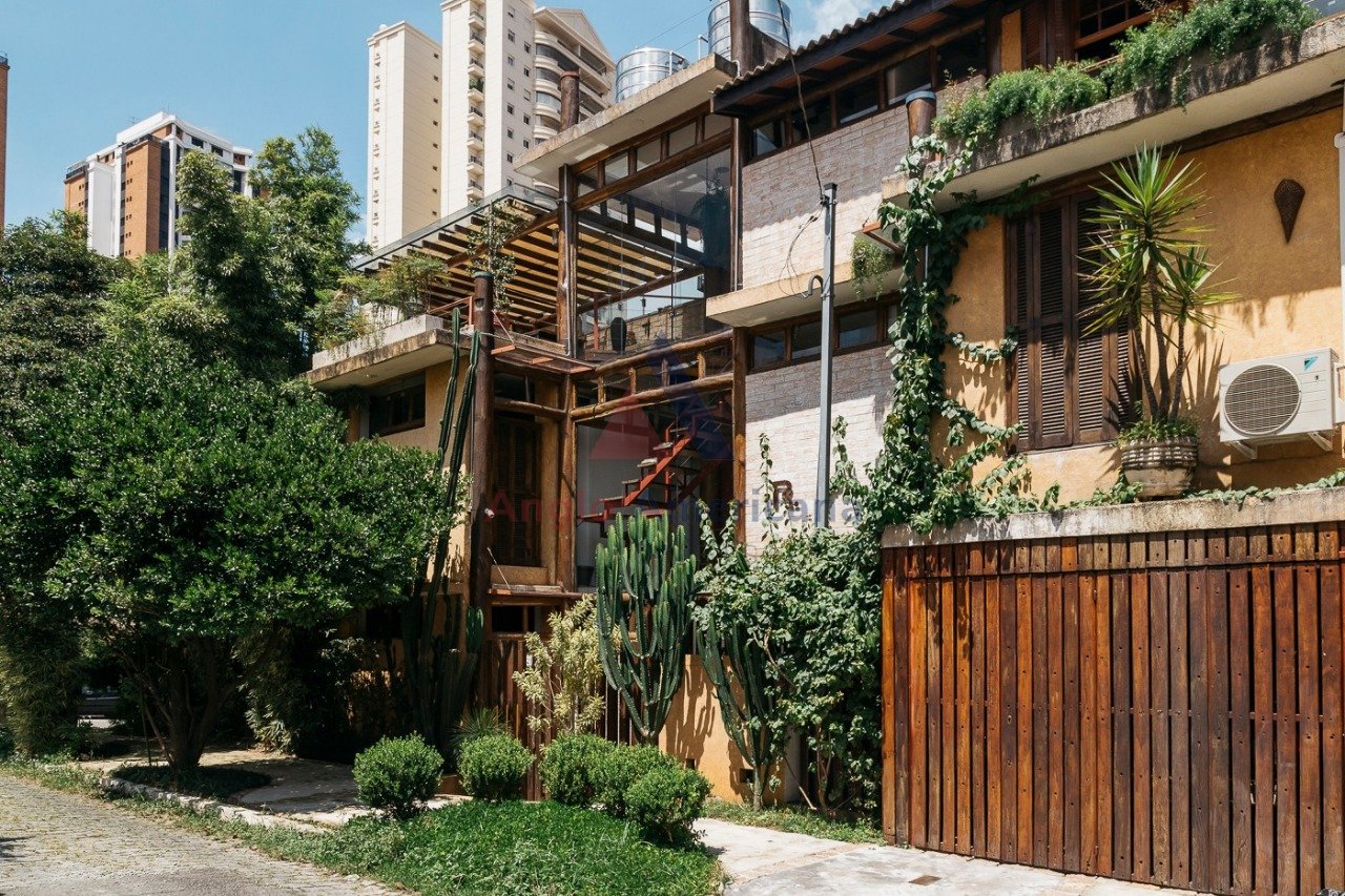Casa para venda em Vila Mariana
